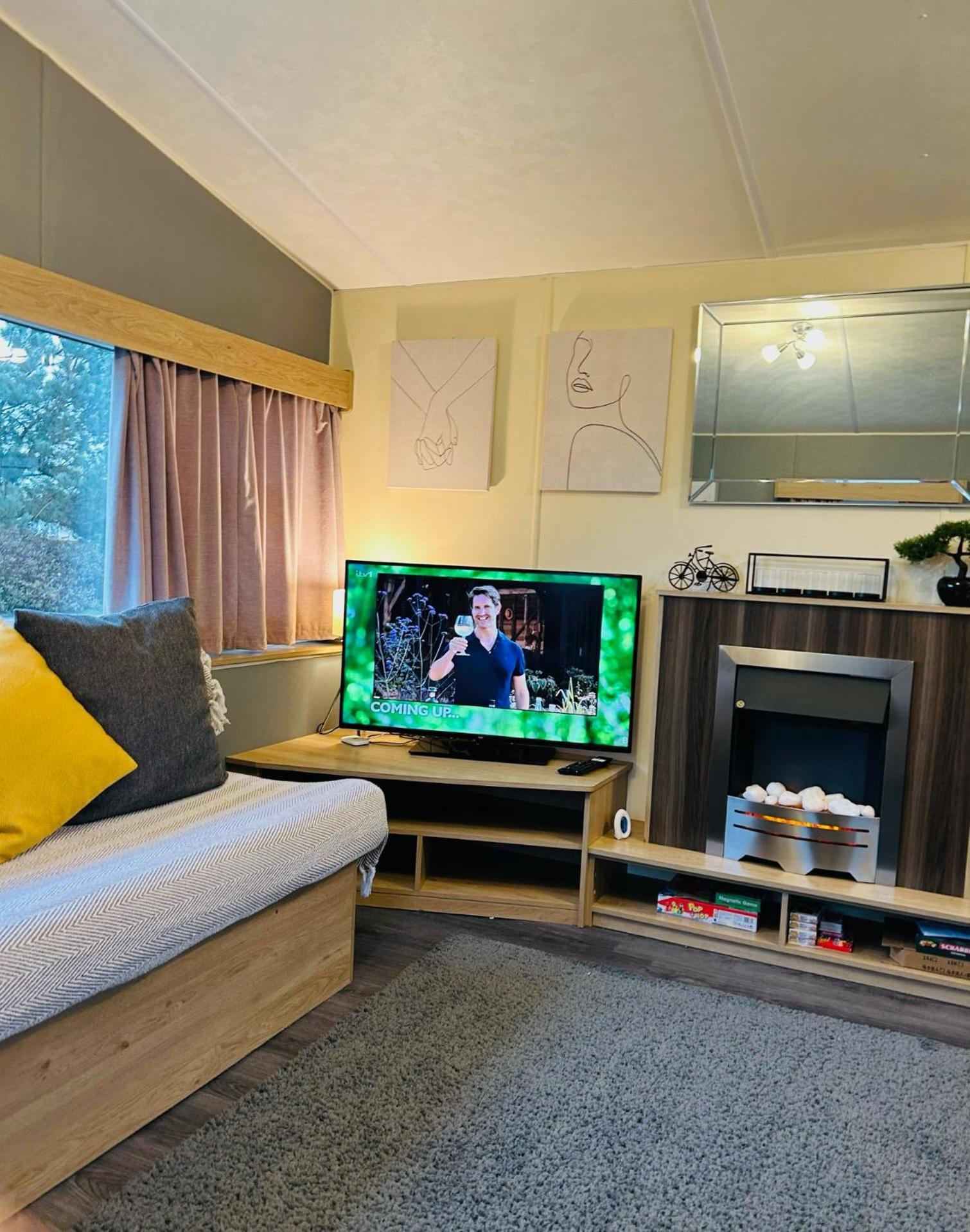 Beautiful 8 Birth Holiday Home - Tattershall Lakes Luaran gambar